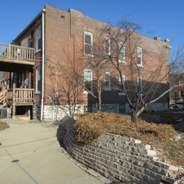 165000 | 4384 Gibson Avenue, Saint Louis, MO 63110