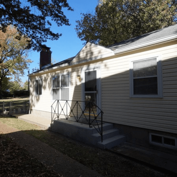 125320 | 2609 Clifton Ave., St. Louis MO 63139