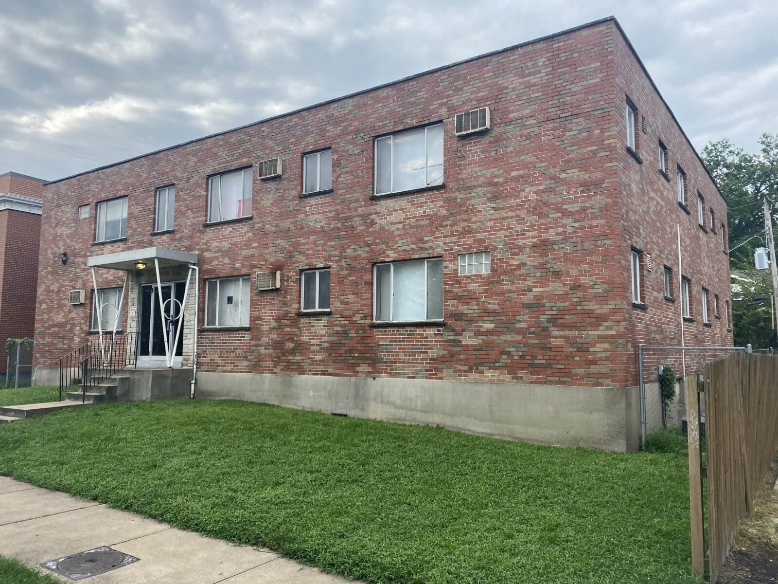South City 12 Unit Building | Invest In St. Louis