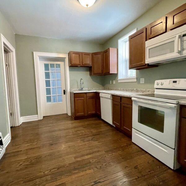 300000 | 2921 Brannon Ave, St. Louis, MO 63139