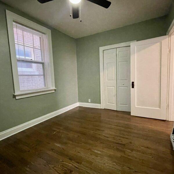 300000 | 2921 Brannon Ave, St. Louis, MO 63139