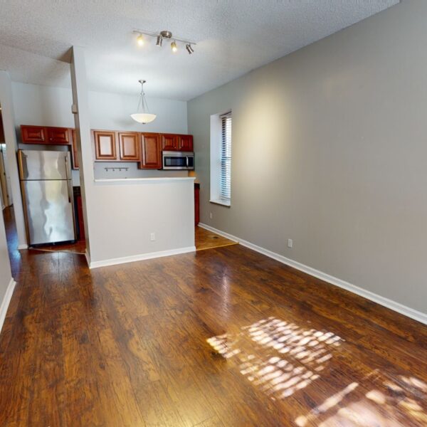 634900 | 4341 Swan Ave, St. Louis, MO 631104341 Swan living room and kitchen from the entry door