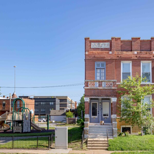 579000 | 4467 Gibson Avenue, St. Louis, MO 63110