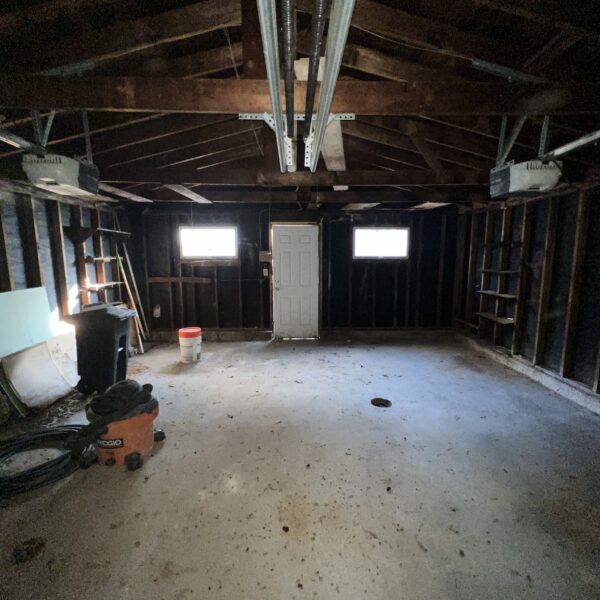 189000 | 3735 Virginia Ave, St Louis, Missouri 631183735 Virginia two car garage interior doorway to the backyard