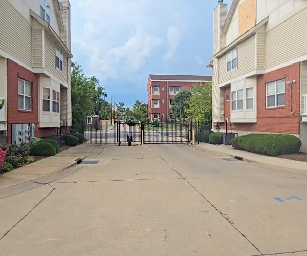 392000 | 5416 Delmar Place Ct., St. Louis, MO 63112