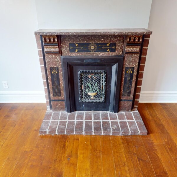 130000 | 2210A Wyoming St., St. Louis, MO 631182210A Wyoming close up photo of the decorative fireplace