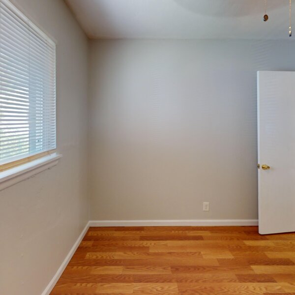 850000 | 2225 North 4th St., St. Charles, MO 633012225 North 4th inside the bedroom with the window along the left wall