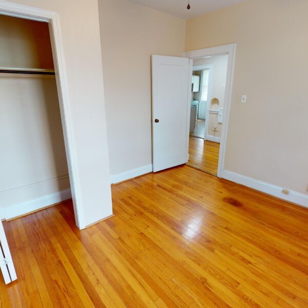 299000 | 7118 Amherst Ave., University City, MO 631307118 Amherst smaller bedroom with a small closet on the left and doorway to the hall on the right