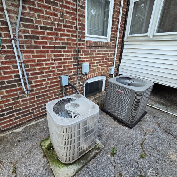 299000 | 7118 Amherst Ave., University City, MO 631307118 Amherst AC units