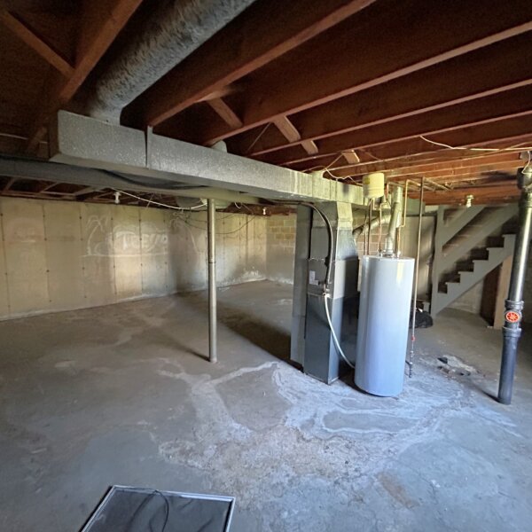 965000 | 1209-13 Chambers Rd, Ferguson, MO 631351209-13 Chambers basement and utilities