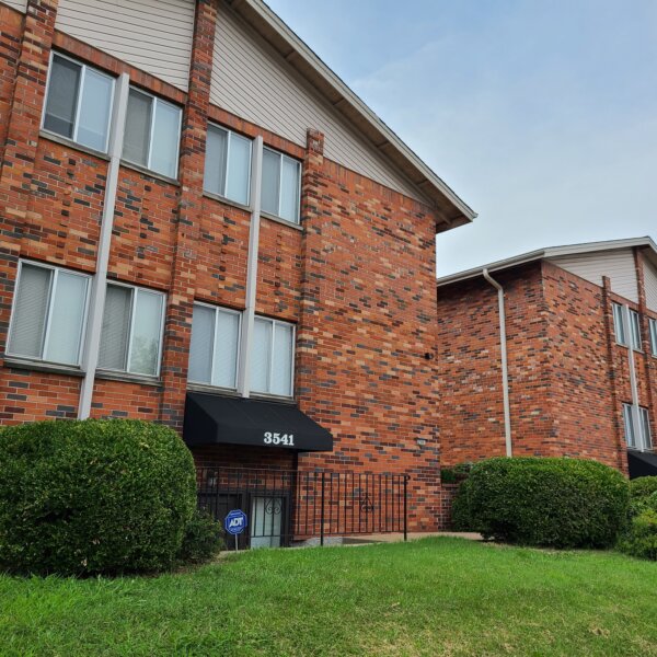 1650000 | 3537-3541 Morganford Road, St. Louis, Missouri 631163537-3541 Morgan Ford close up of both apartment buildings exteriors from Morgan Ford