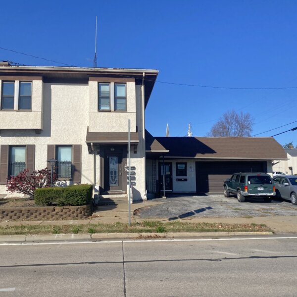 575000 | 125 South 5th, St Charles, Missouri 63301