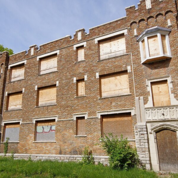 1400000 | 5315 Cabanne Ave, St. Louis, MO 63112