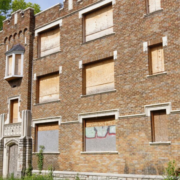 1400000 | 5315 Cabanne Ave, St. Louis, MO 63112