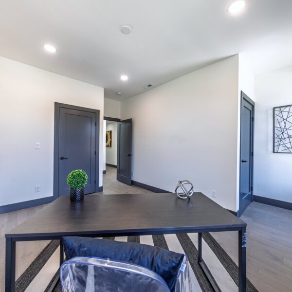 434900 | 4322 Swan Ave, St. Louis, MO 63110