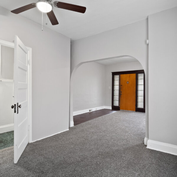 420000 | 711 Decatur Street, St. Charles, MO 63301
