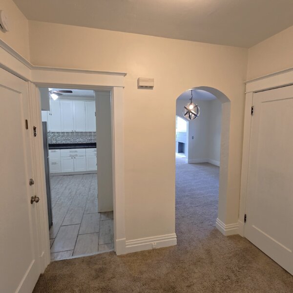 495000 | 7333 Lindell Blvd, St. Louis, MO 63130