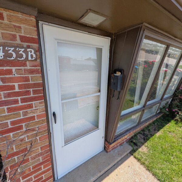 175000 | 9433 Page Avenue, St. Louis, MO 63132