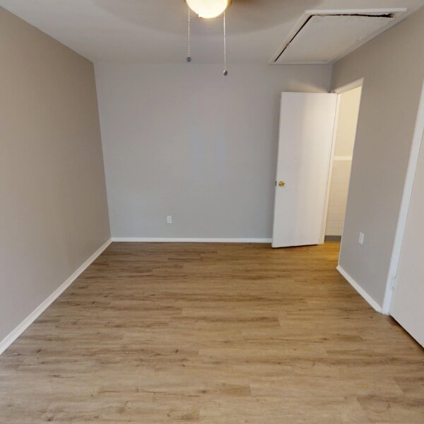 175000 | 9433 Page Avenue, St. Louis, MO 63132