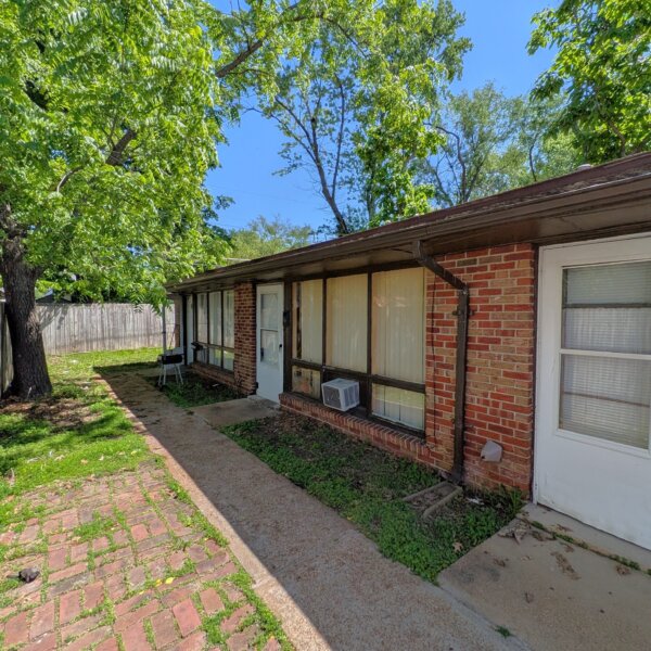 175000 | 9433 Page Avenue, St. Louis, MO 63132