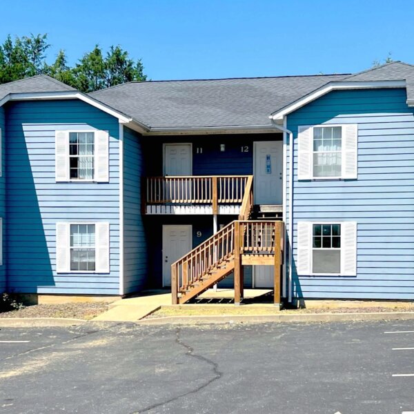 1500000 | 801 West Walnut Street, Desloge, Missouri 63601