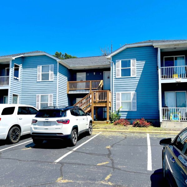 1500000 | 801 West Walnut Street, Desloge, Missouri 63601