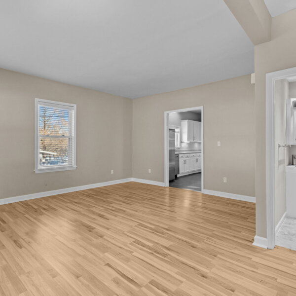 245000 | 2438 Creve Coeur Mill Rd, Maryland Heights, Missouri 63043