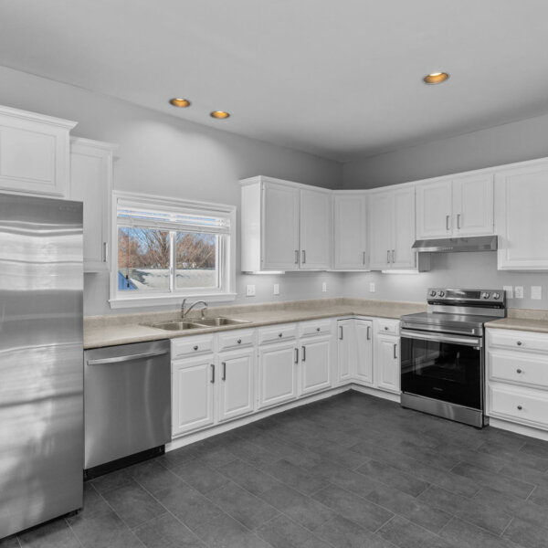 245000 | 2438 Creve Coeur Mill Rd, Maryland Heights, Missouri 63043