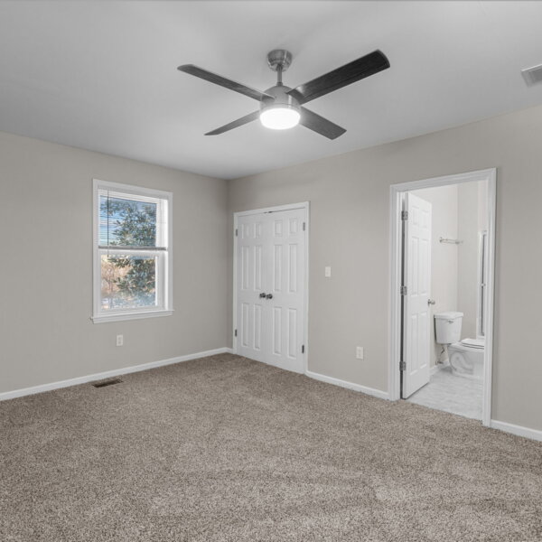 245000 | 2438 Creve Coeur Mill Rd, Maryland Heights, Missouri 63043
