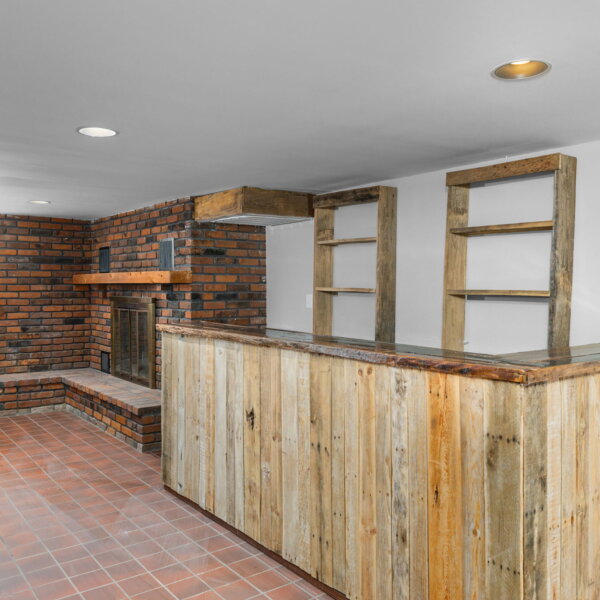245000 | 2438 Creve Coeur Mill Rd, Maryland Heights, Missouri 63043