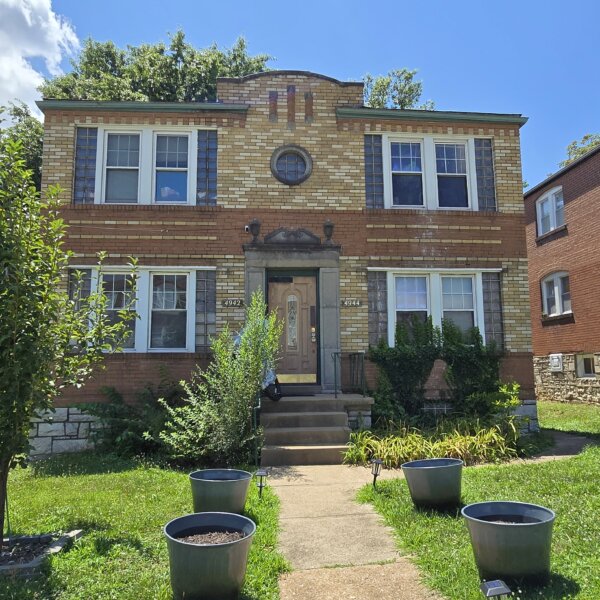 354000 | 4942 Kemper Avenue, St. Louis, Missouri 63139