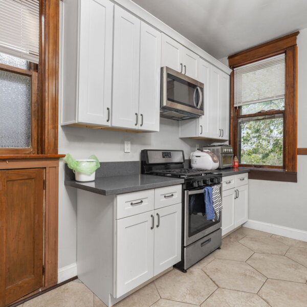 299000 | 3961 Shaw Boulevard, St Louis, MO 63110