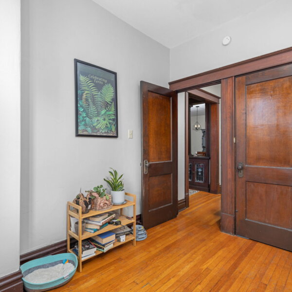 299000 | 3961 Shaw Boulevard, St Louis, MO 63110