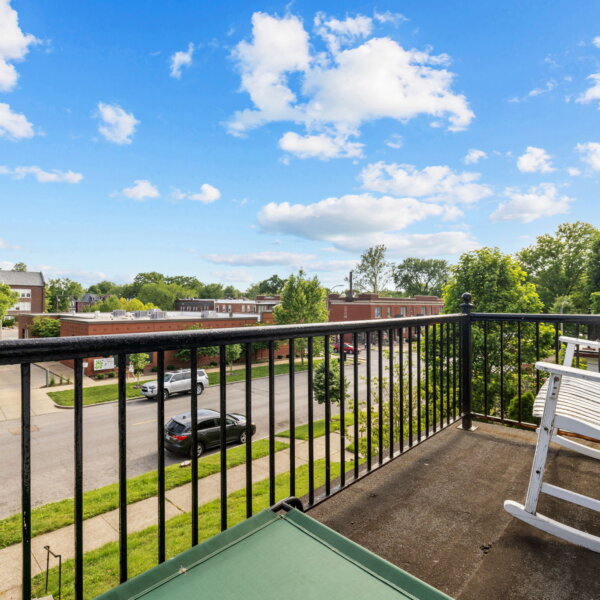 299000 | 3961 Shaw Boulevard, St Louis, MO 63110