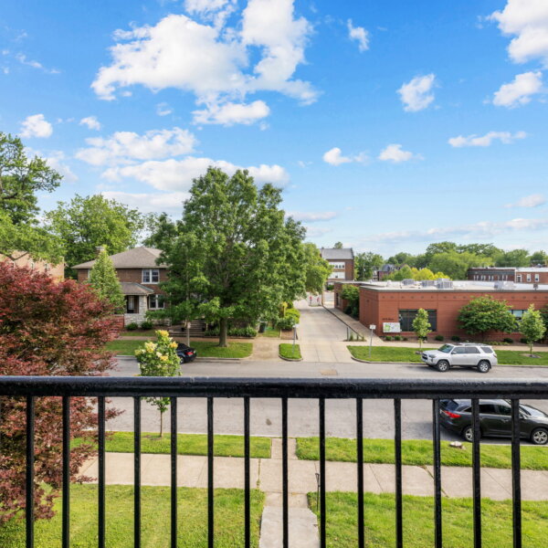 299000 | 3961 Shaw Boulevard, St Louis, MO 63110