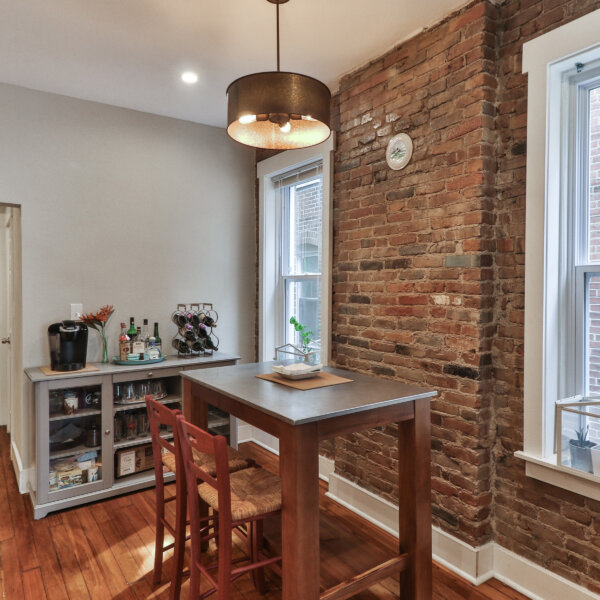 645000 | 3904 Shaw Boulevard, St Louis, MO 63110