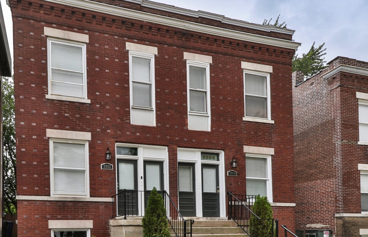 Front Image 3904 Shaw Blvd