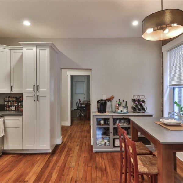 599000 | 3902 Shaw Boulevard, St Louis, Missouri 63110