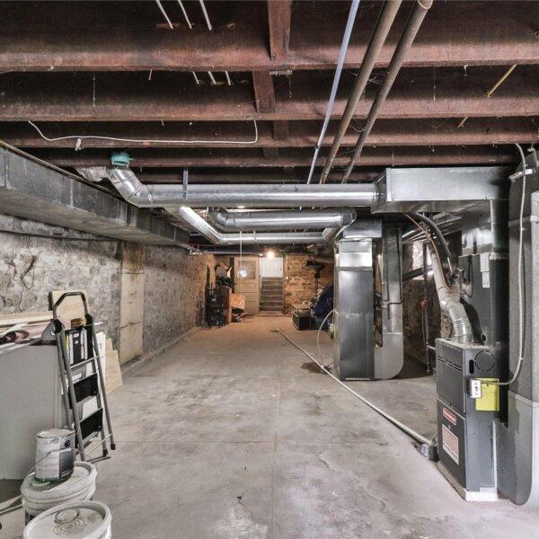 599000 | 3902 Shaw Boulevard, St Louis, Missouri 63110