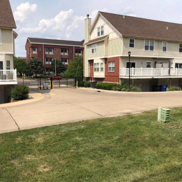 98000 | 5400-5406 Delmar Place Court, St. Louis, MO 63112
