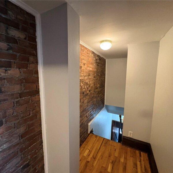 685000 | 1850 Russell Boulevard, St Louis MO 63104