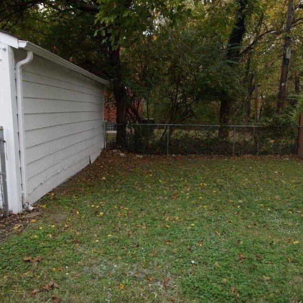 189000 | 6750 Julian Avenue, St Louis MO 63130