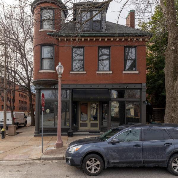 1025000 | 4400 Laclede Ave, Saint Louis, MO 63108