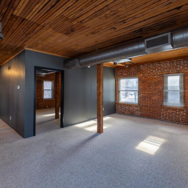 1025000 | 4400 Laclede Ave, Saint Louis, MO 63108