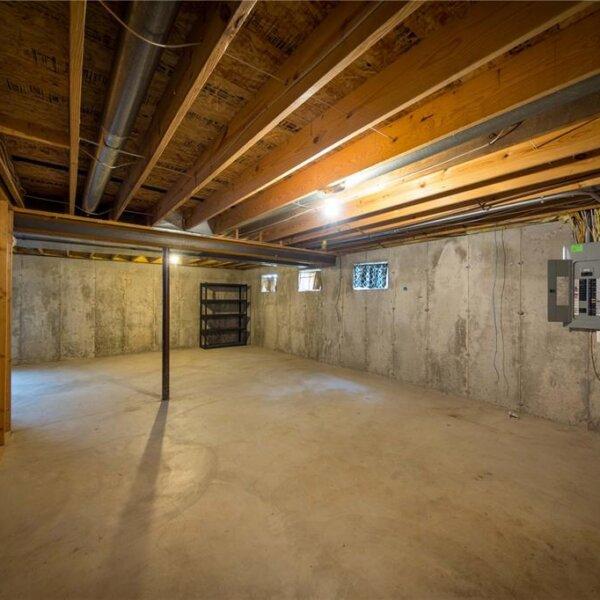 199000 | 2204 Burns Avenue, Overland MO 63114