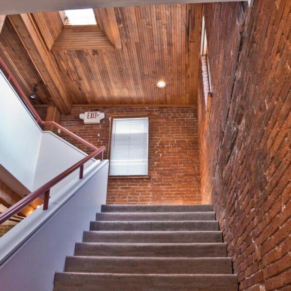 1025000 | 4400 Laclede Ave, Saint Louis, MO 63108