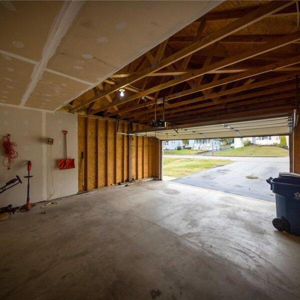 199000 | 2204 Burns Avenue, Overland MO 63114