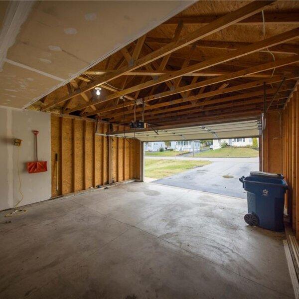 199000 | 2204 Burns Avenue, Overland MO 63114