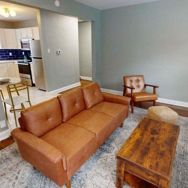 189000 | 6750 Julian Avenue, St Louis MO 63130