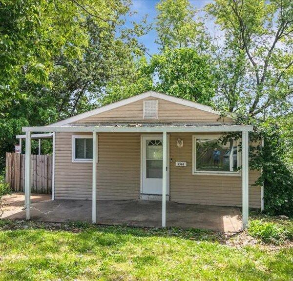 164900  | 3368 Suncrest Avenue, Breckenridge Hills MO 63114